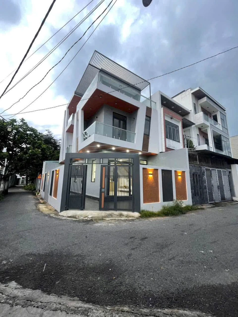 Bán nhà góc 3 phòng ngủ 180m2 khu dân cư Hiệp Thành 1 - Ảnh 1