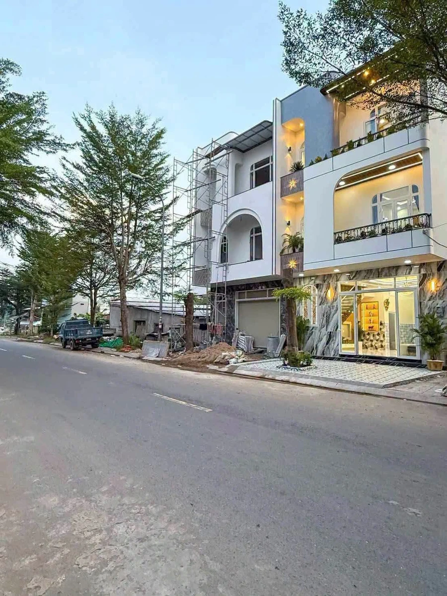 Bán nhà trệt 2 lầu 150m² đường Xuân Hồng, Cần Thơ - Ảnh thu nhỏ 2