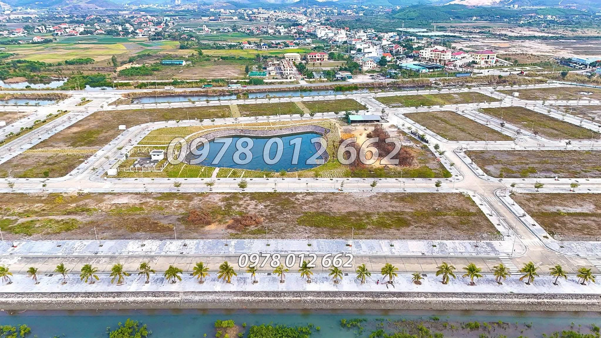 Bán đất mặt tiền Diễn Loan Trục, Q7 - 100m², sổ đỏ, giá tốt - Ảnh 1
