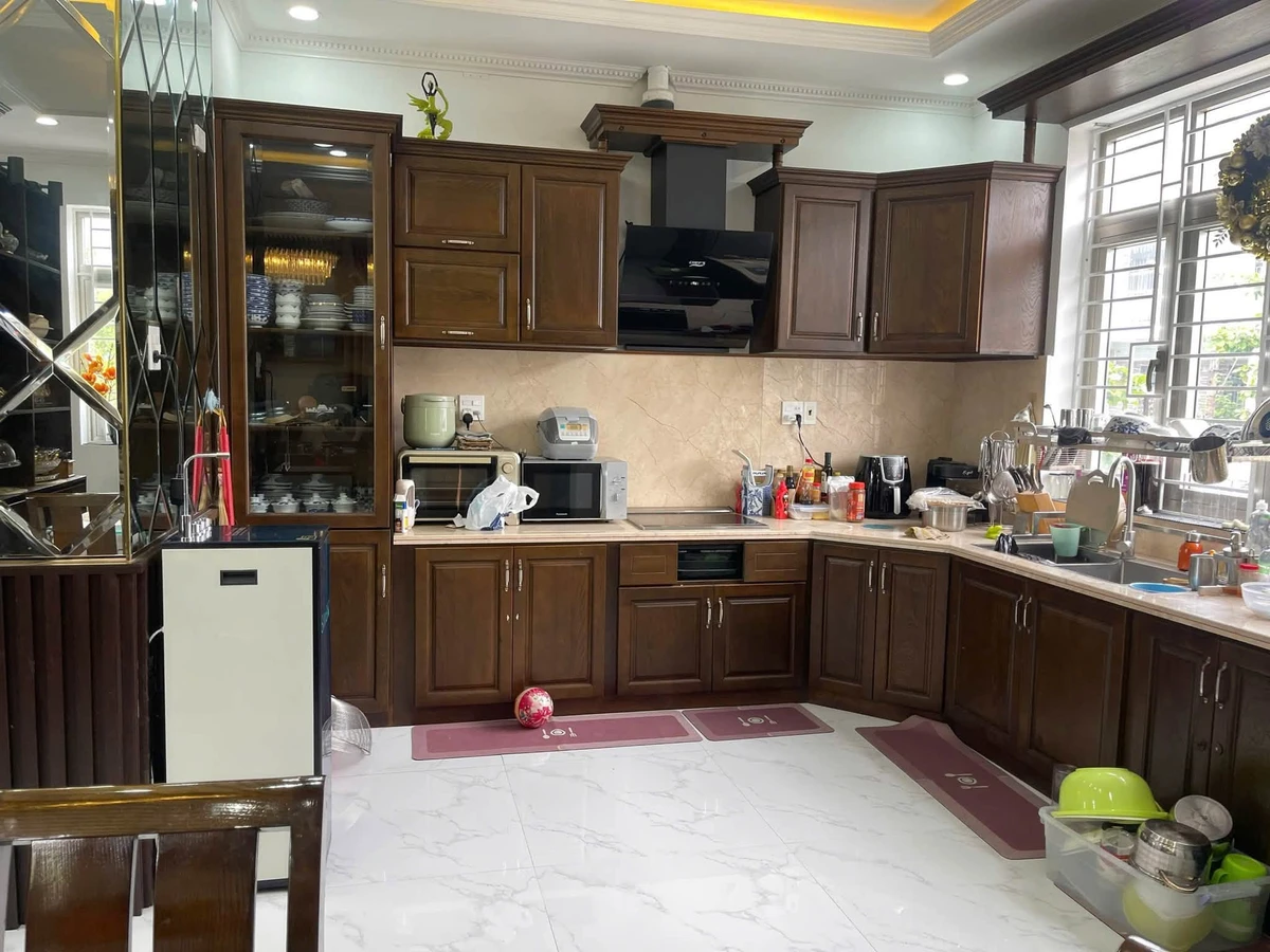 Bán nhà 5 tầng góc 2 mặt tiền 58m² Quận 1 - Ảnh thu nhỏ 3