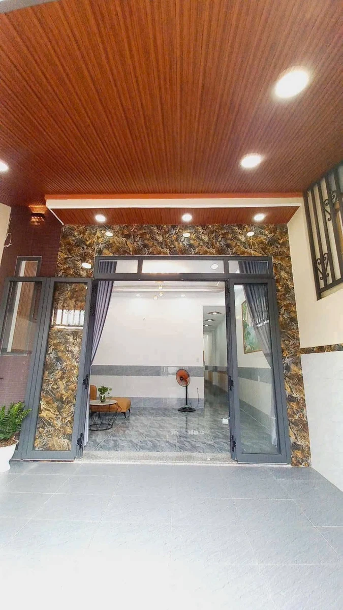 Bán nhà SHR Xuân Thới Sơn, 100m², 3 PN, 3 tỷ 800 - Ảnh 1