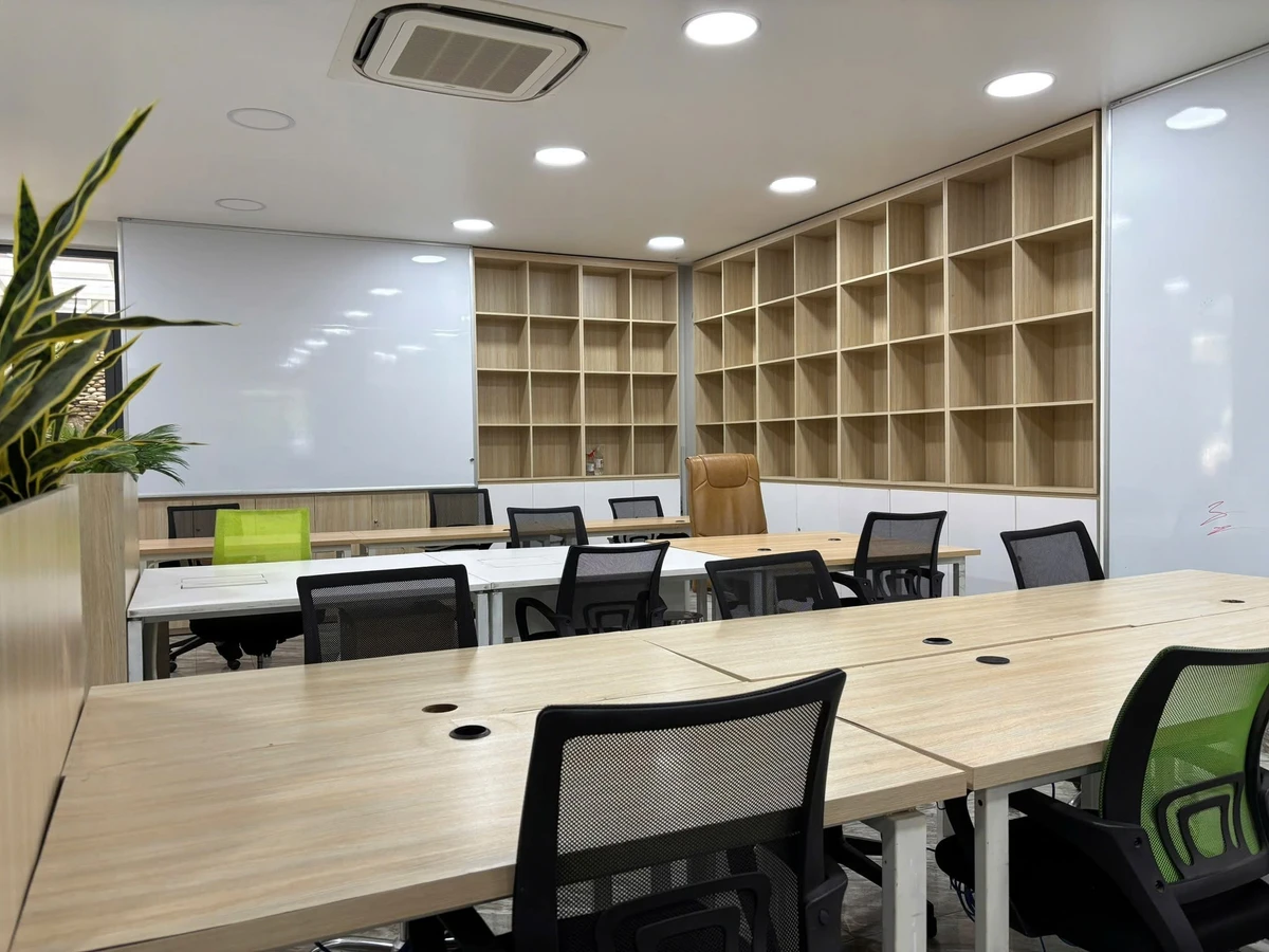 Bán tòa nhà văn phòng góc Vạn Phúc 65 tỷ 268 m2 - Ảnh thu nhỏ 2