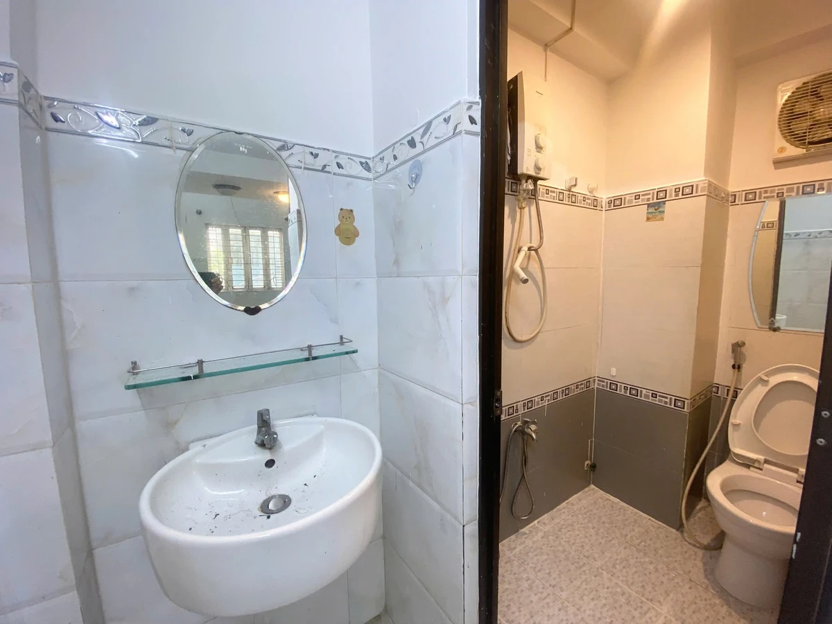 Cho thuê nhà 4PN, 3WC, 40m² Phú Nhuận 15 triệu/tháng - Ảnh thu nhỏ 4