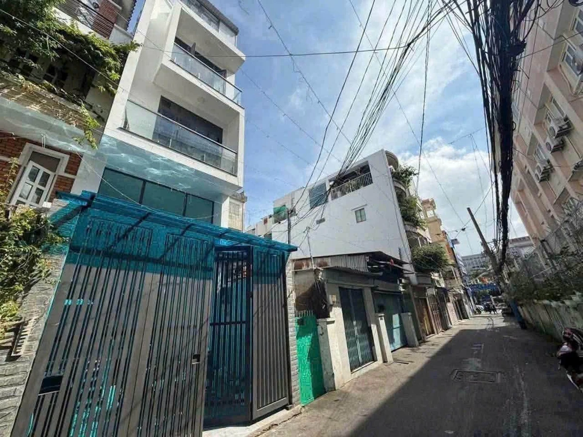 Bán nhà 80m2 11 phòng cho thuê, có thang máy, hẻm xe tải Lê Văn Duyệt, Bình Thạnh - Ảnh 1