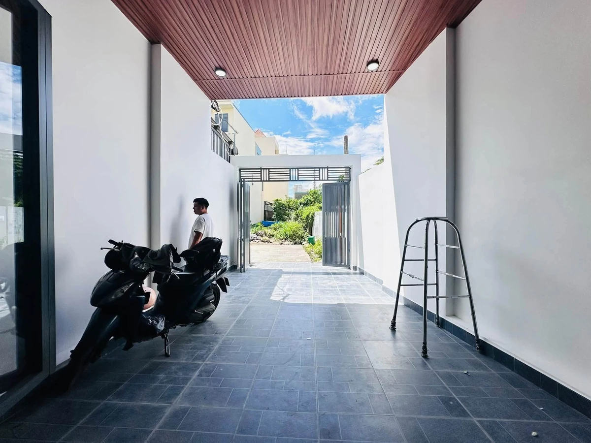Bán nhà 1 trệt 2 lầu 83m² KDC Phú Hòa 2 4 tỷ 190 - Ảnh thu nhỏ 4