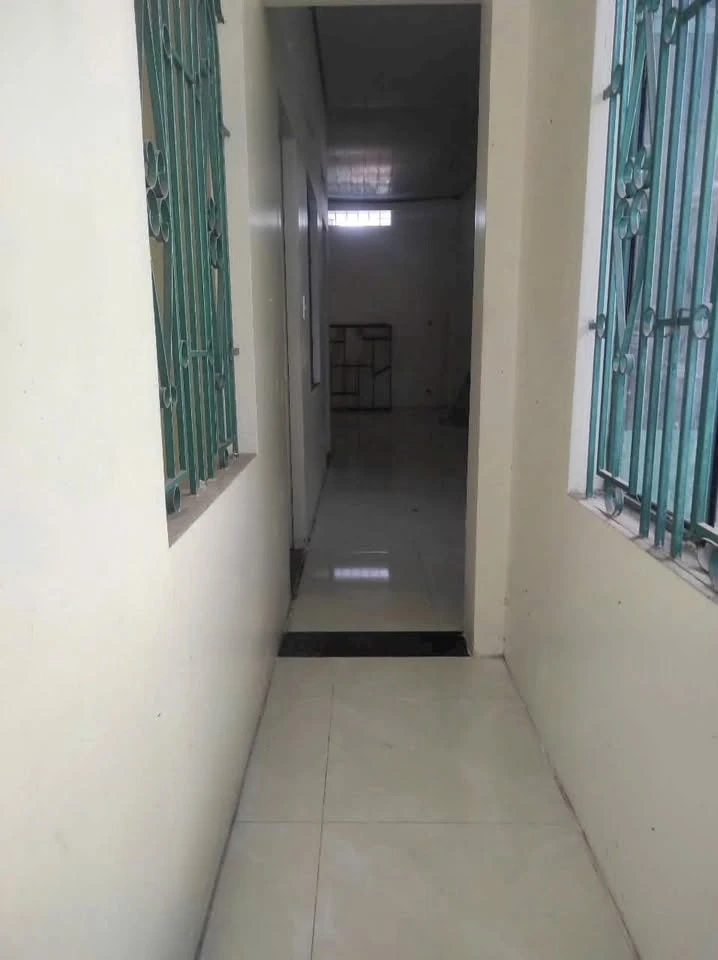 Cho thuê nhà mặt tiền Hai Bà Trưng, Quảng Ngãi, 100m², 12tr/tháng - Ảnh 1