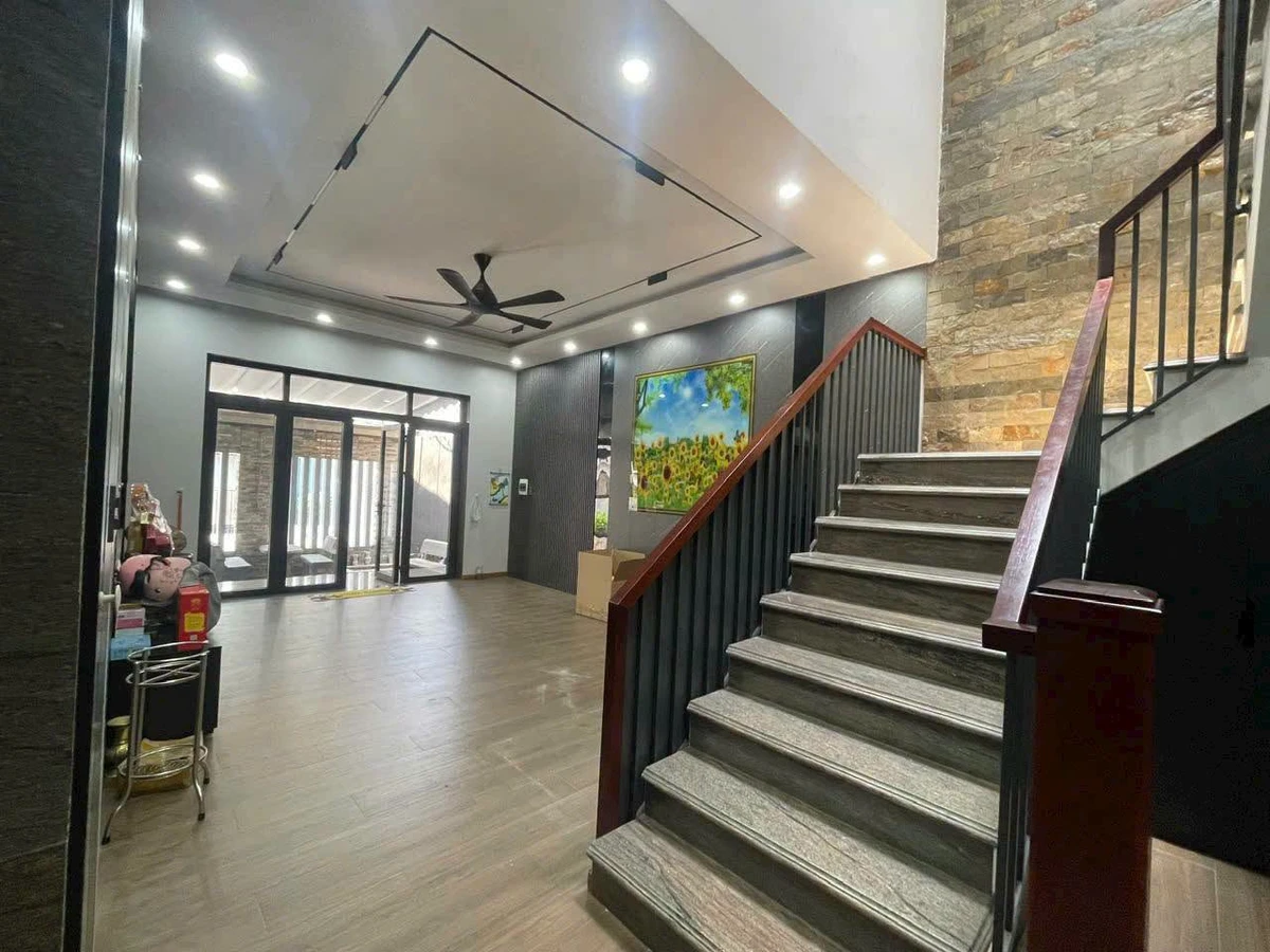 Bán biệt thự 4PN, 4WC, 176m² Tân Triều, 8 tỷ - Ảnh 1