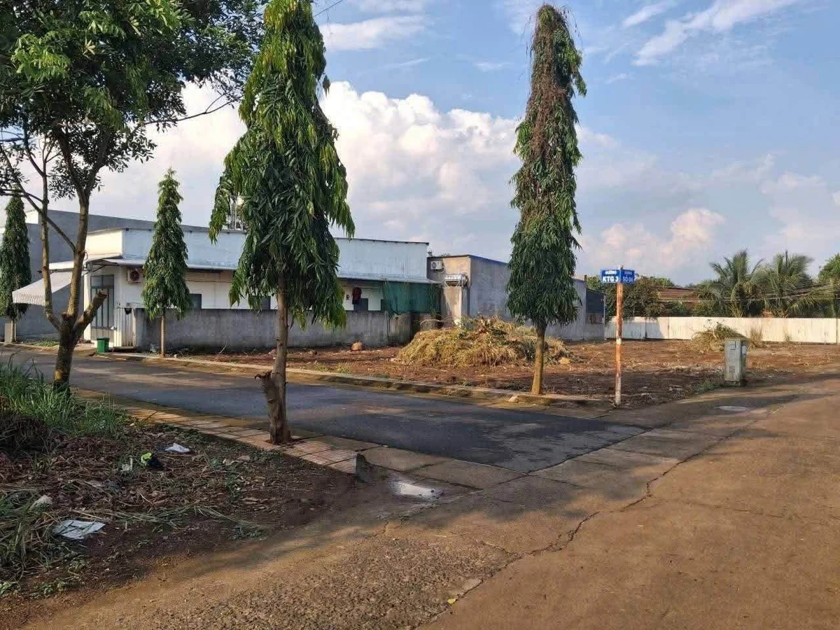 Bán đất lô góc 2 mặt tiền 118,8m² Bình Lộc Long Khánh - Ảnh thu nhỏ 2