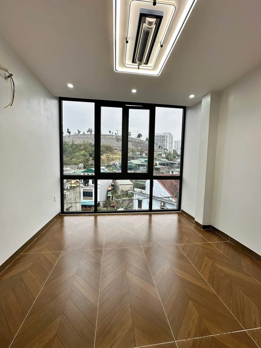 Bán nhà 4 tầng 68m2 ngõ Cao Thắng Hạ Long Quảng Ninh - Ảnh thu nhỏ 3