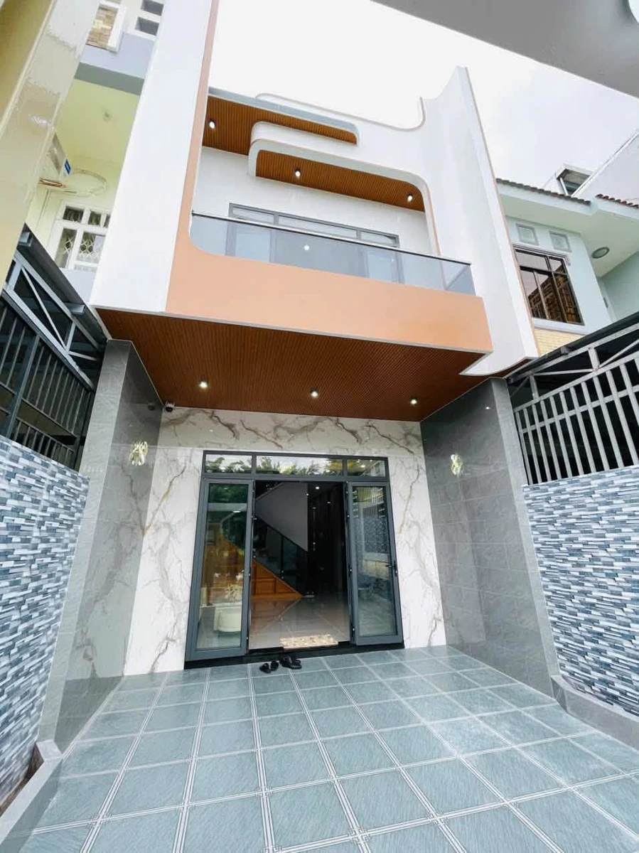 Bán nhà 1 trệt 1 lầu mặt tiền Hồ Thiên Phó, Rạch Giá - 125m² - Ảnh thu nhỏ 3
