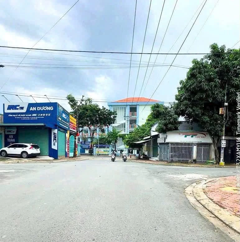 Bán đất mặt tiền D1 khu TĐC Chánh Nghĩa 90m², hơn 3 tỷ - Ảnh thu nhỏ 2