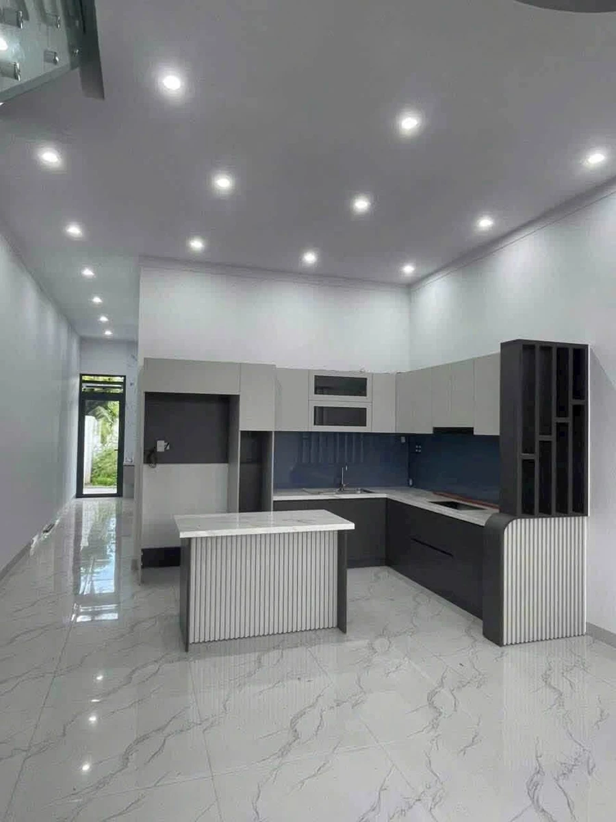 Bán nhà mới 3 phòng ngủ 120m2 gần sân bay, 2,5 tỷ - Ảnh thu nhỏ 3