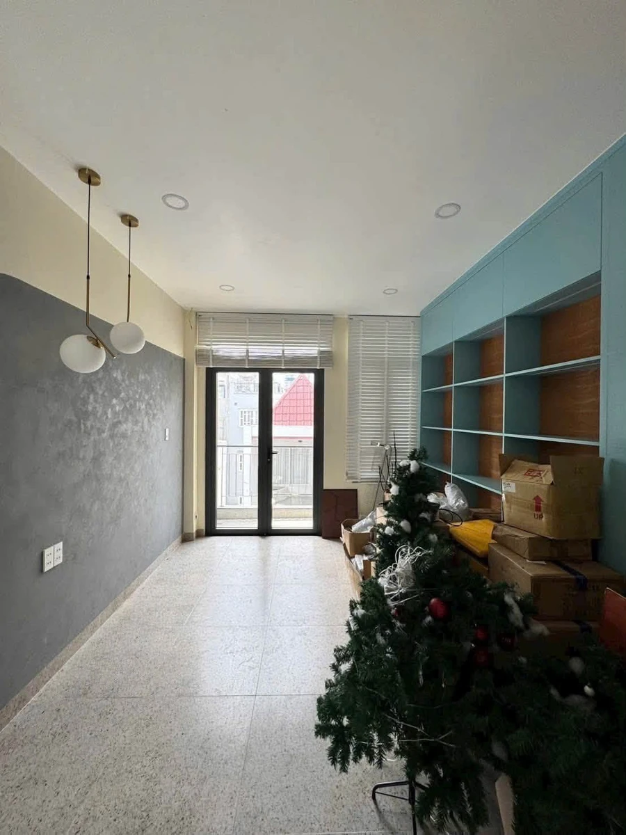 Bán nhà hẻm ô tô 55m² 4 tầng Lê Văn Sỹ - Ảnh thu nhỏ 3