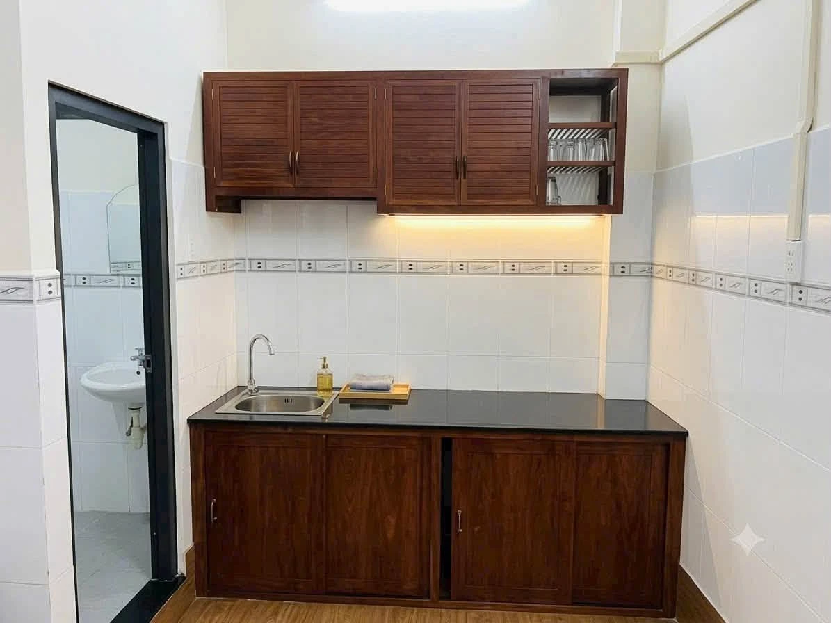 Bán nhà 2 tầng 20m2 gần mặt tiền Phạm Văn Đồng, Bình Thạnh - Ảnh thu nhỏ 2