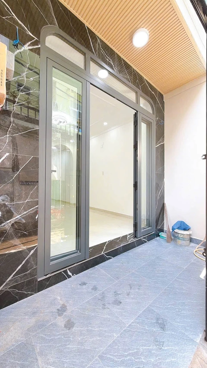 Bán nhà 3 phòng ngủ 65.8m² Đoàn Văn Bơ Quận 4 - Ảnh thu nhỏ 2