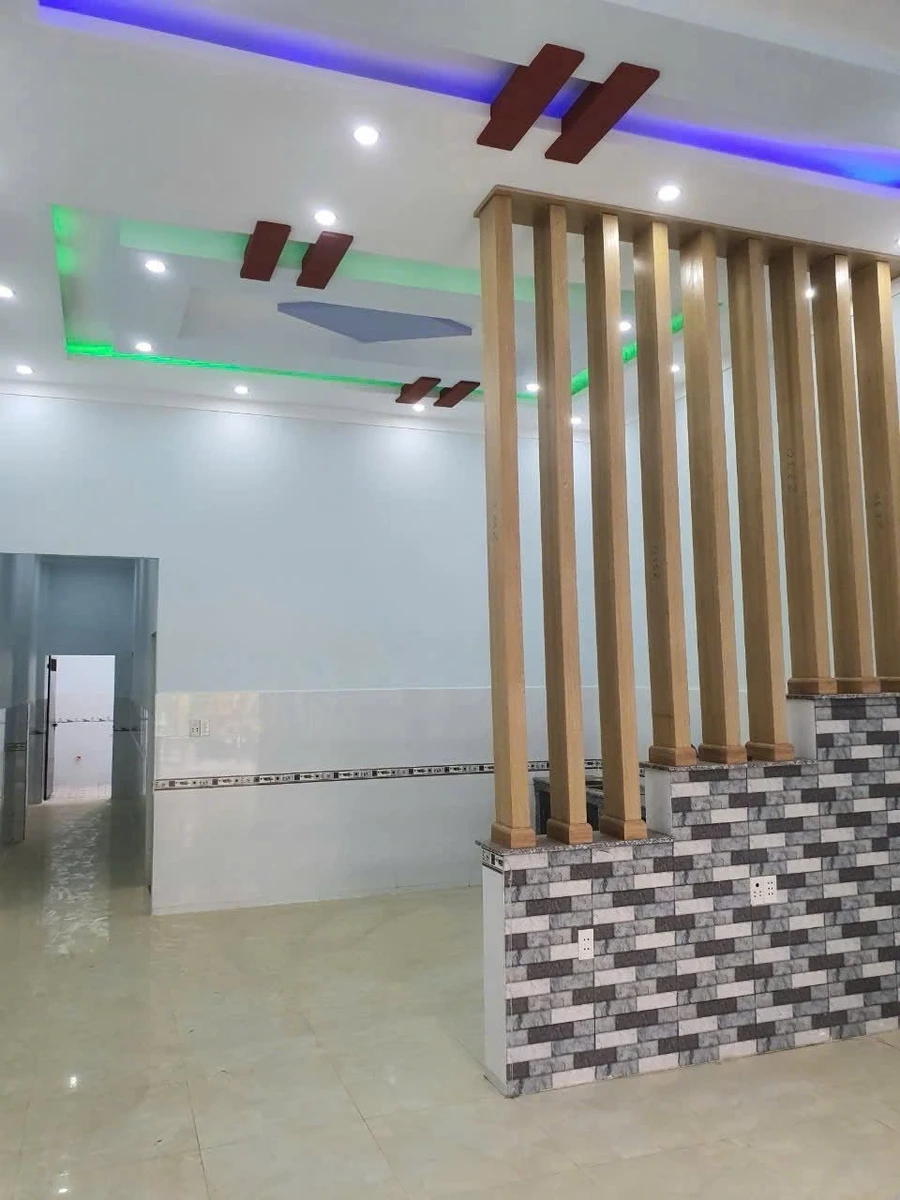 Bán nhà 2 phòng ngủ 122m² Bình Chánh gần chợ Thanh Hoá - Ảnh thu nhỏ 2