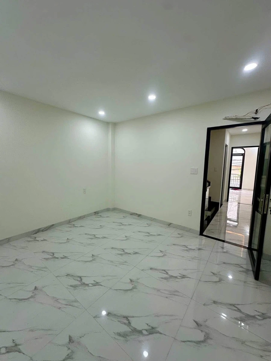 Bán nhà hẻm Chợ Bà Chiểu 135m2, Bình Thạnh, trên 5 tỷ - Ảnh thu nhỏ 3