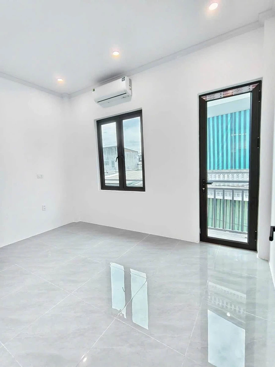 Bán nhà 2PN 40m² mặt tiền nội thất đầy đủ, sổ đỏ - Ảnh thu nhỏ 5