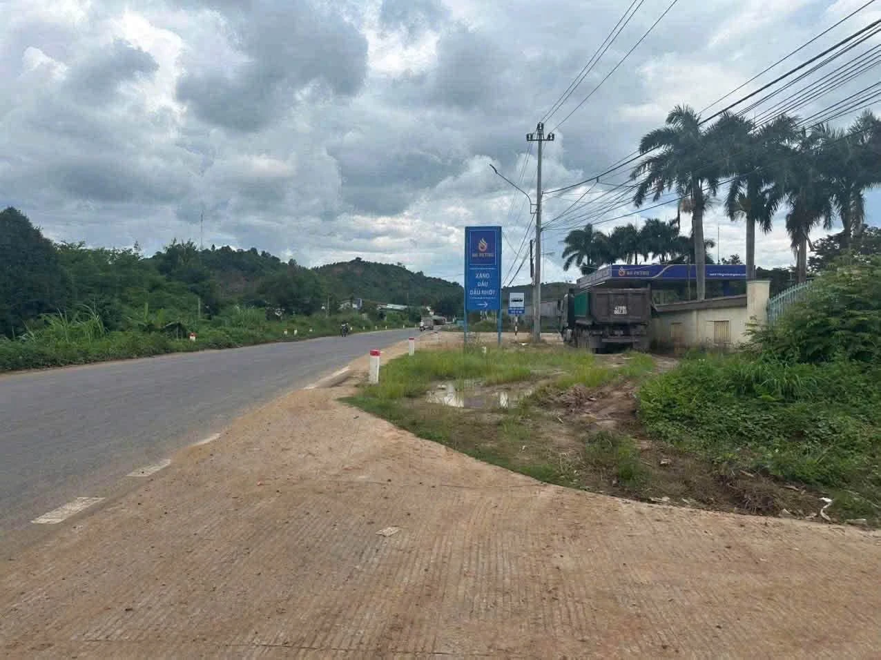 Bán đất Nhà Bè, 60m2, view đẹp, giá 299 triệu - Ảnh 1