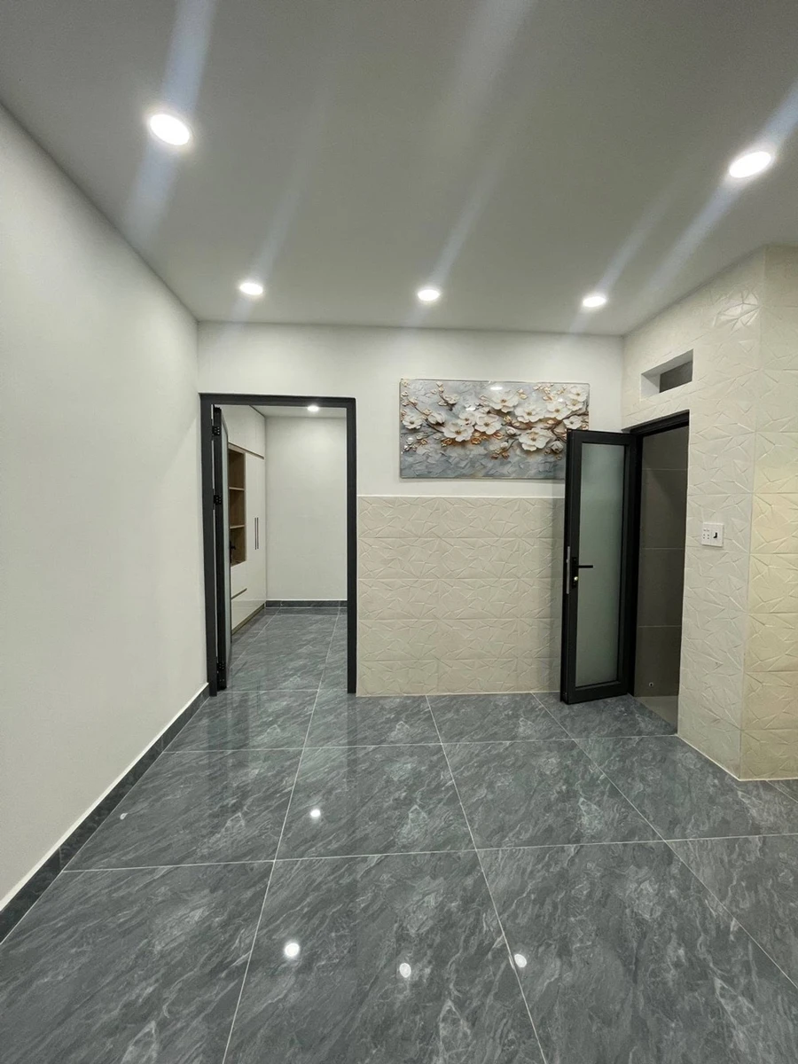 Bán nhà 2 tầng 4 phòng 60m² Bình Tân, gần Tên Lửa 4.8 tỷ - Ảnh thu nhỏ 5