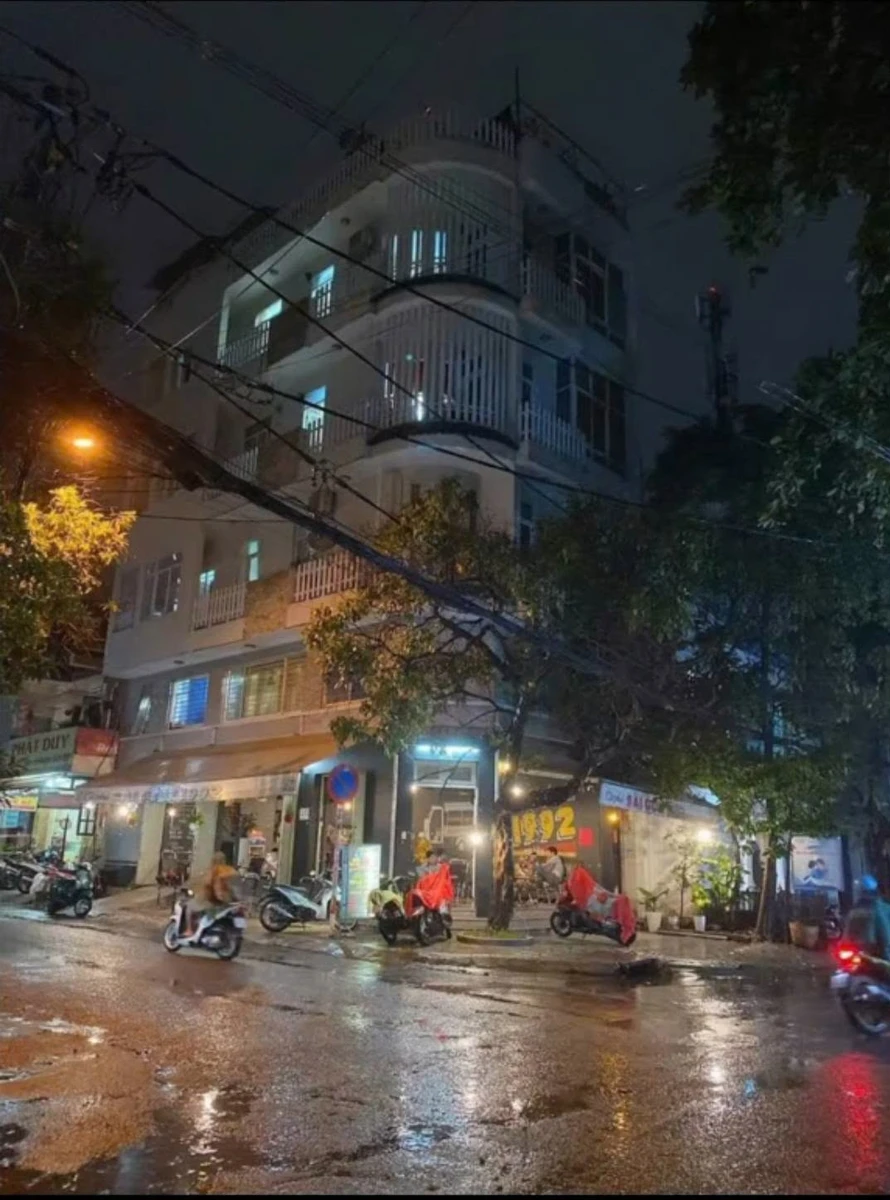 Bán nhà góc 2 mặt tiền 6x13m, 1 trệt 1 lửng 3 lầu, phường Diên Hồng, Quận 10 cũ, giá 32 tỷ - Ảnh thu nhỏ 2