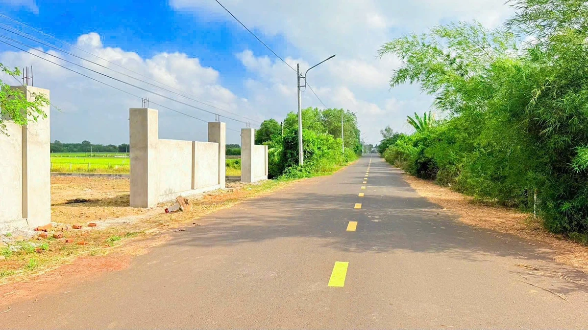 Bán đất mặt tiền Lê Văn Một 1400m2 Đất Đỏ BRVT - Ảnh thu nhỏ 3