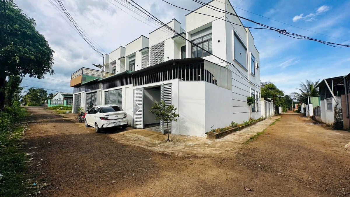 Bán nhà mê góc 2 mặt tiền đường Mai Thúc Loan, 5,5x18m, 3PN, gần bệnh viện 211 - Ảnh 1