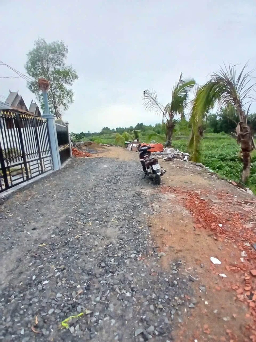 Bán nhà cấp 4 mới 113m2 thổ cư, sổ hồng sẵn, Lương Hòa, Bến Lức, Tây Ninh - Ảnh 1