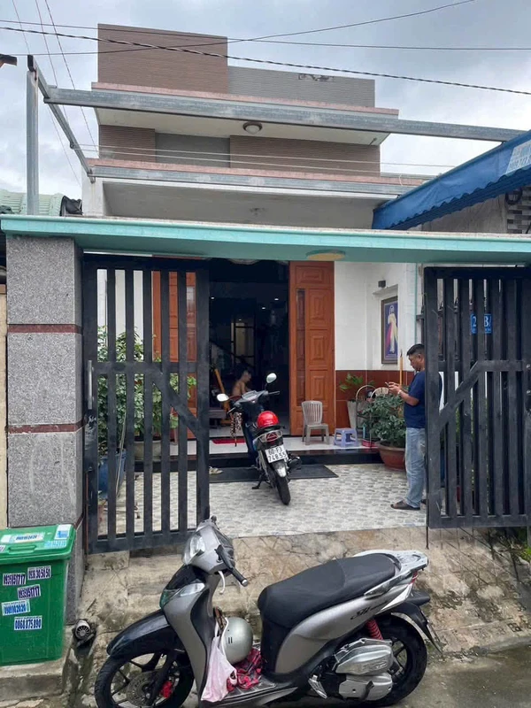 Bán nhà 1 trệt 1 lửng 3 phòng ngủ sổ riêng gần trạm y tế Phường Trảng Dài, Biên Hòa