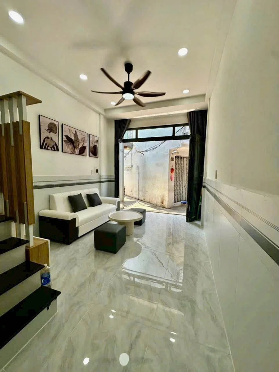 Bán nhà mặt tiền Hưng Phú, 3PN 2WC, 43m², Quận 8 - Ảnh thu nhỏ 2