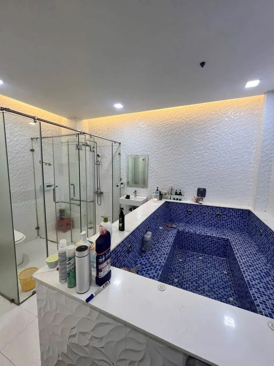 Bán nhà 4 tầng 60m2 sát mặt tiền Nguyễn Duy Dương, Phường 4, Quận 10, giá 8,3 tỷ - Ảnh thu nhỏ 5