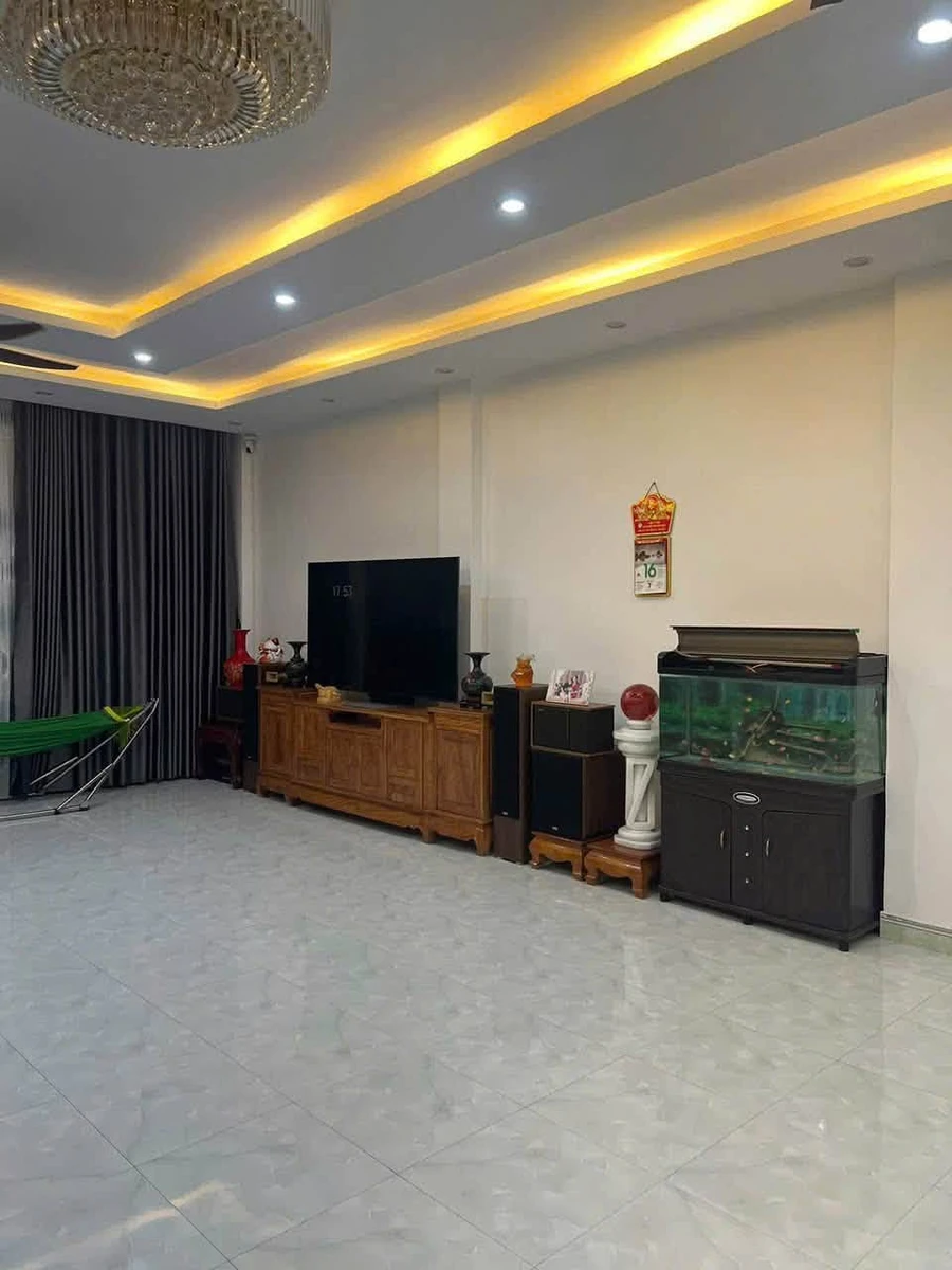 Bán nhà 3 tầng 144m² mặt đường Trường Chinh, Bình Thạnh - Ảnh thu nhỏ 2