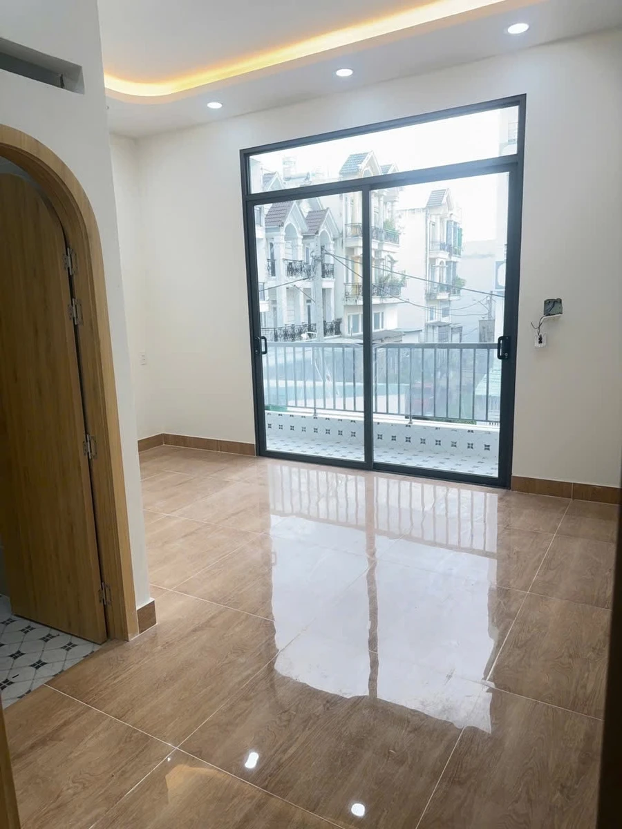 Bán nhà phố ngang 5m, 5x25m, 4 phòng ngủ, 1 trệt 2 lầu 1 tum tại Thạnh Xuân 25, Quận 12 - Ảnh thu nhỏ 4
