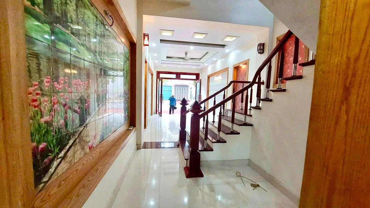 Bán nhà 5 tầng mặt phố Phạm Ngọc Khánh 72m² 7 tỷ Quận 7 - Ảnh thu nhỏ 2