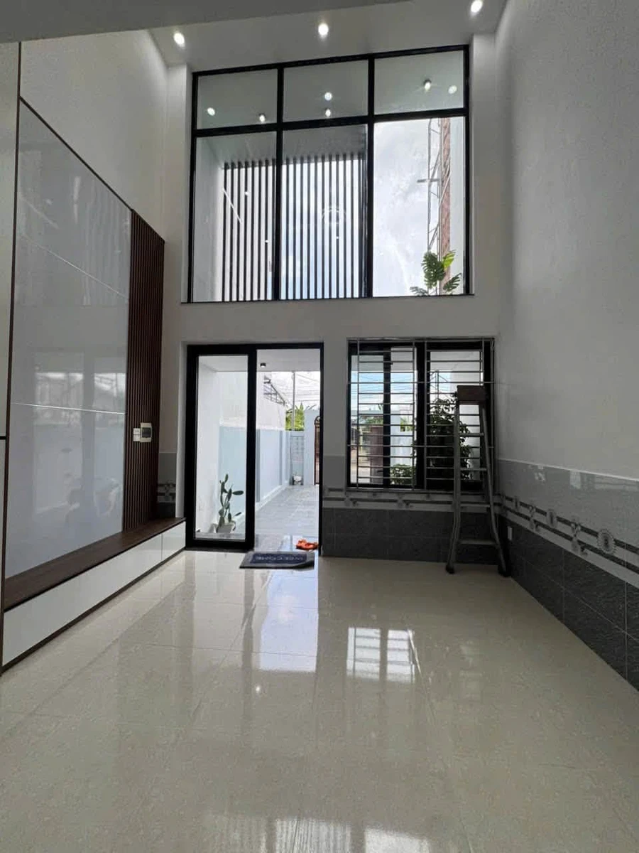 Bán nhà phố mặt tiền Hiệp An, 60m² Thủ Đức - Ảnh 1