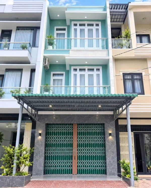 Bán nhà 3 tầng mặt tiền Nguyễn Thái Bình, 54m2, gần Hồ Sinh Thái Đống Đa, Quy Nhơn