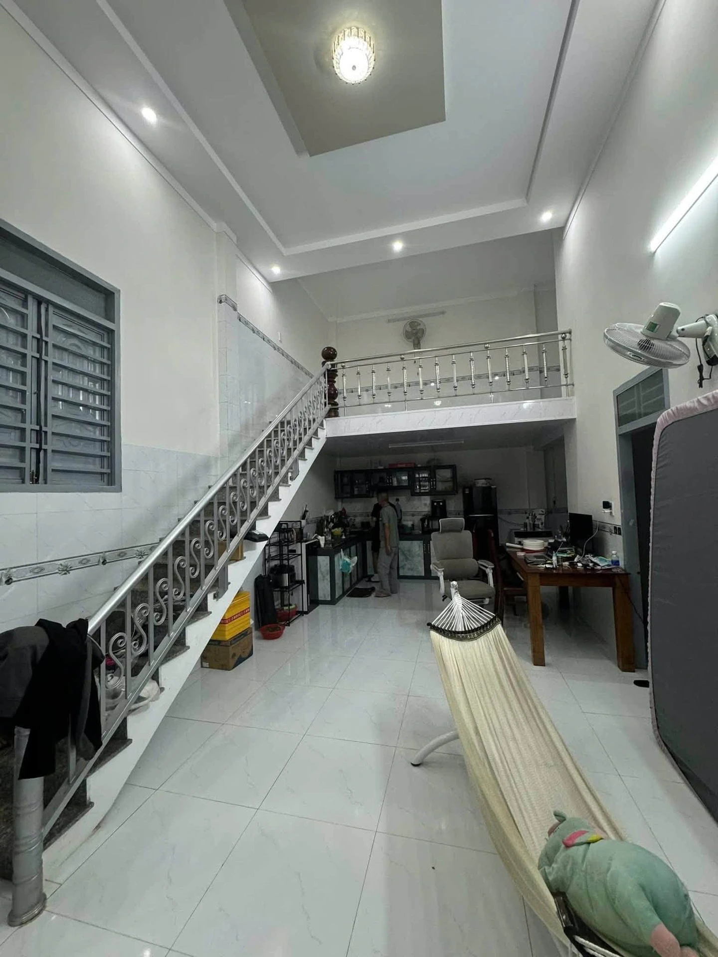 Bán nhà hẻm Đặng Văn Ngữ 128m² 2 PN, 2 WC, gác lửng - Ảnh 1