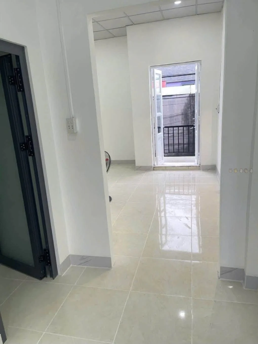 Bán nhà lầu mặt tiền đường Bình Nhâm 37, 59.7m2, 3PN, giá 2.85 tỷ - Ảnh 1