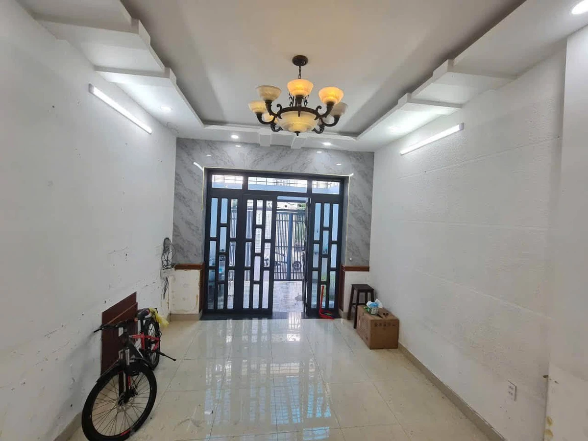 Bán nhà 3 tầng 62m2 đường 8m gần KDC Điền Phúc Thành Thủ Đức - Ảnh thu nhỏ 2