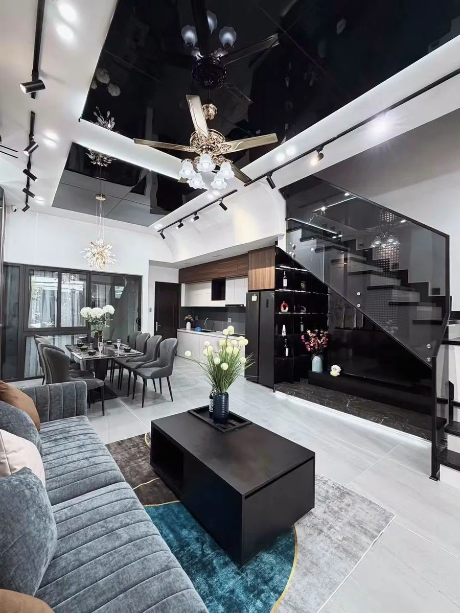 Bán biệt thự tân cổ điển 3 tầng, 220m², 4PN, mặt tiền Nguyễn Chích, Đà Nẵng - Ảnh thu nhỏ 2