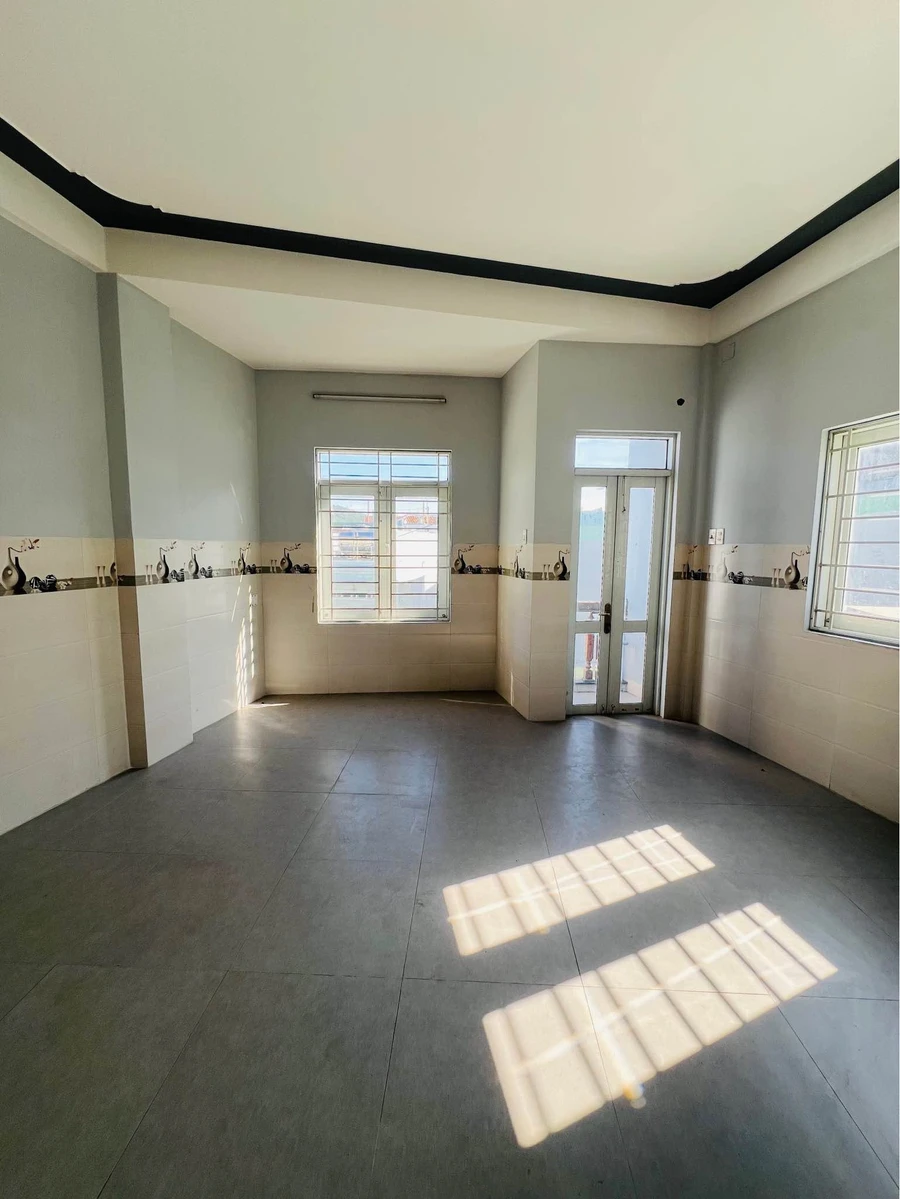 Bán nhà hẻm 146 Lý Thái Tổ 50m2, 3,5 tầng, 3 phòng ngủ, giá 2,6 tỷ - Ảnh thu nhỏ 5