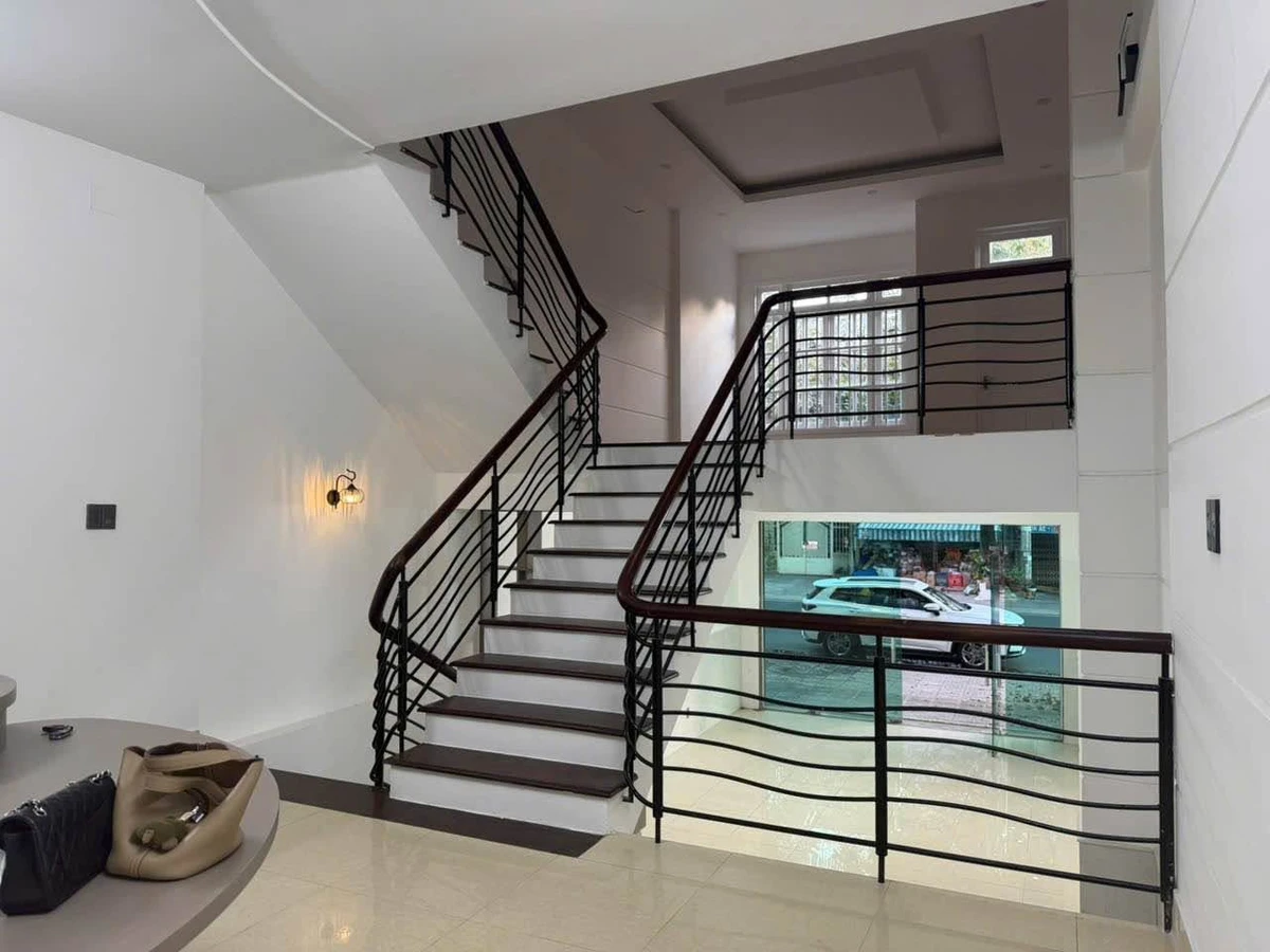 Cho thuê nhà mặt tiền 100m² Lương Thế Vinh, Vũng Tàu - Ảnh thu nhỏ 3