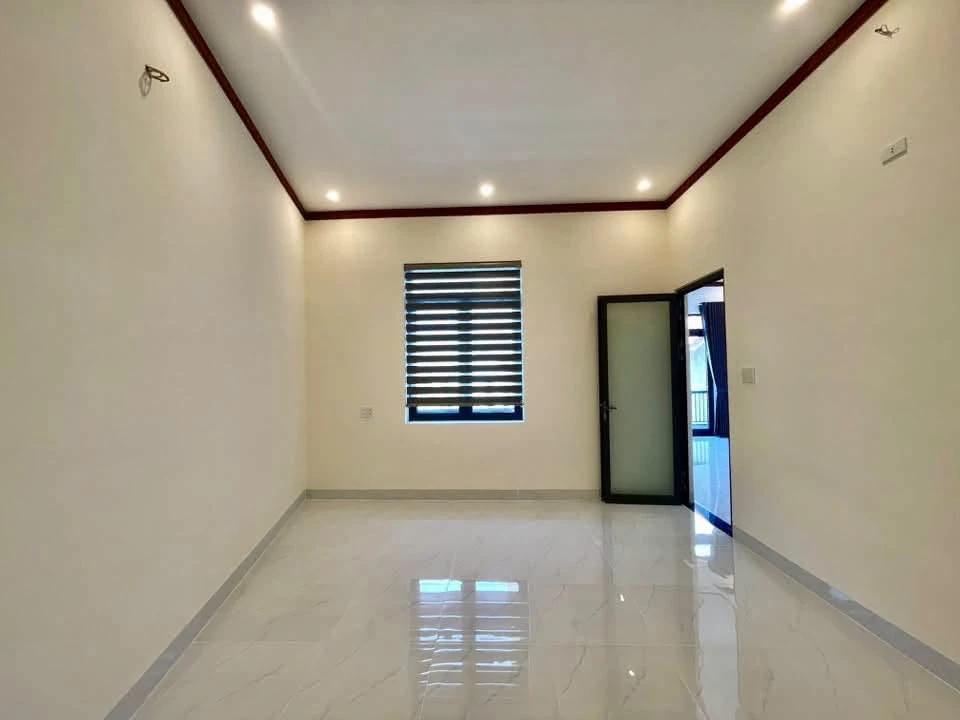 Bán nhà 2 tầng 93m2 Nguyễn Chí Thanh, Quận 5 - Ảnh thu nhỏ 3