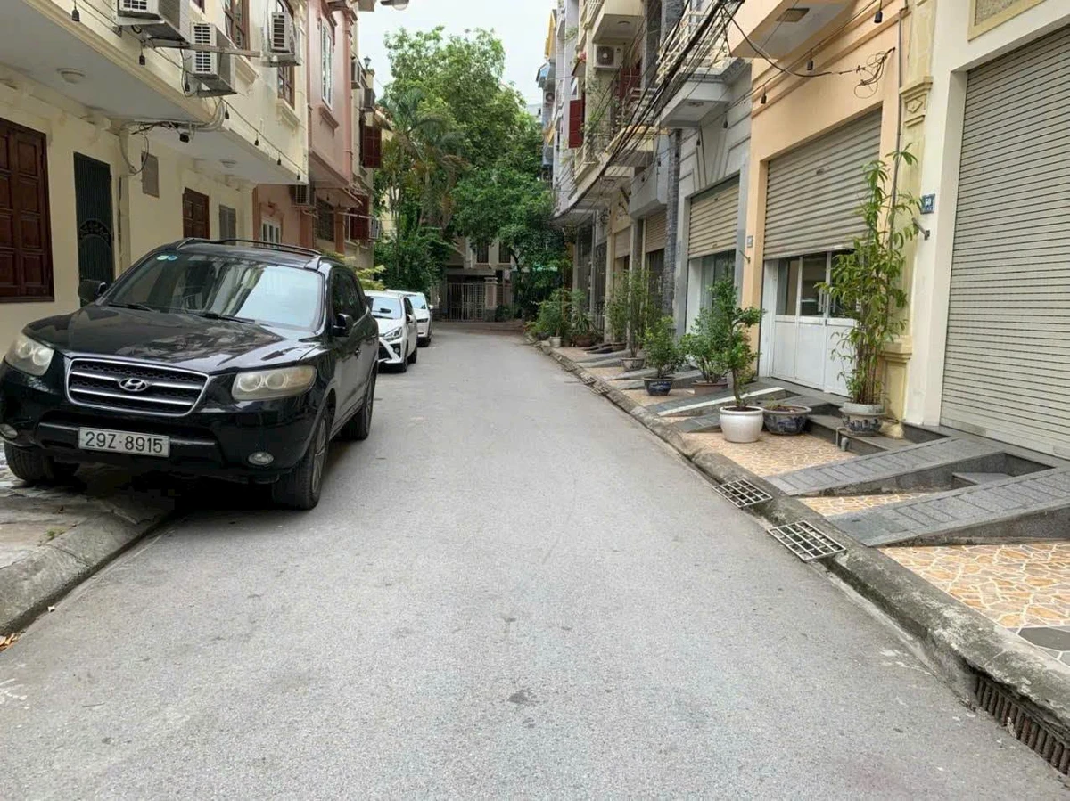 Bán nhà phố 66m2 4 tầng Văn Cao, Tân Bình, 5 tỷ - Ảnh 1