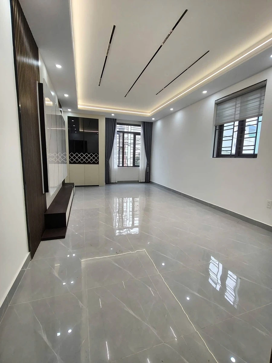 Bán nhà phố độc lập 4 tầng 224m² Quận 1, 4 tỷ - Ảnh thu nhỏ 3