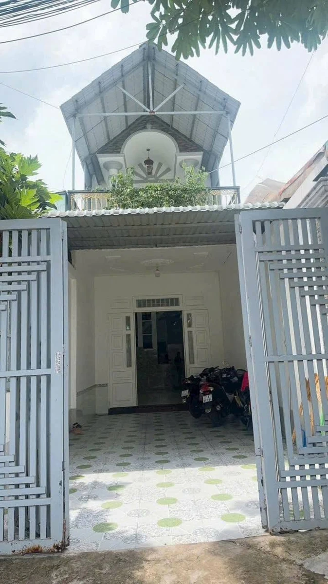 Cho thuê nhà 3PN 90m2 gần Ngã 4 Chiêu Liêu, Dĩ An - Ảnh 1