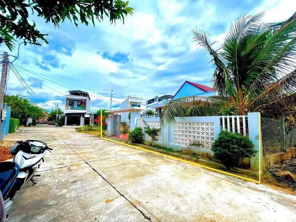 Bán nhà mái Thái 276m2 tại Hoà Thắng Phú Hoà - Ảnh 1