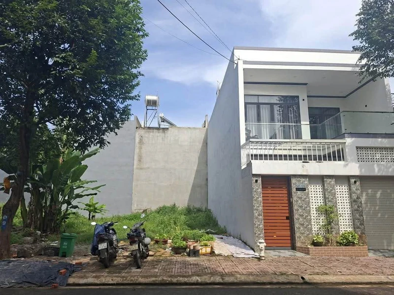 Bán đất tái định cư Nguyễn Cơ Thạch 7x16m, thổ cư 100%, Phường Thành Nhất