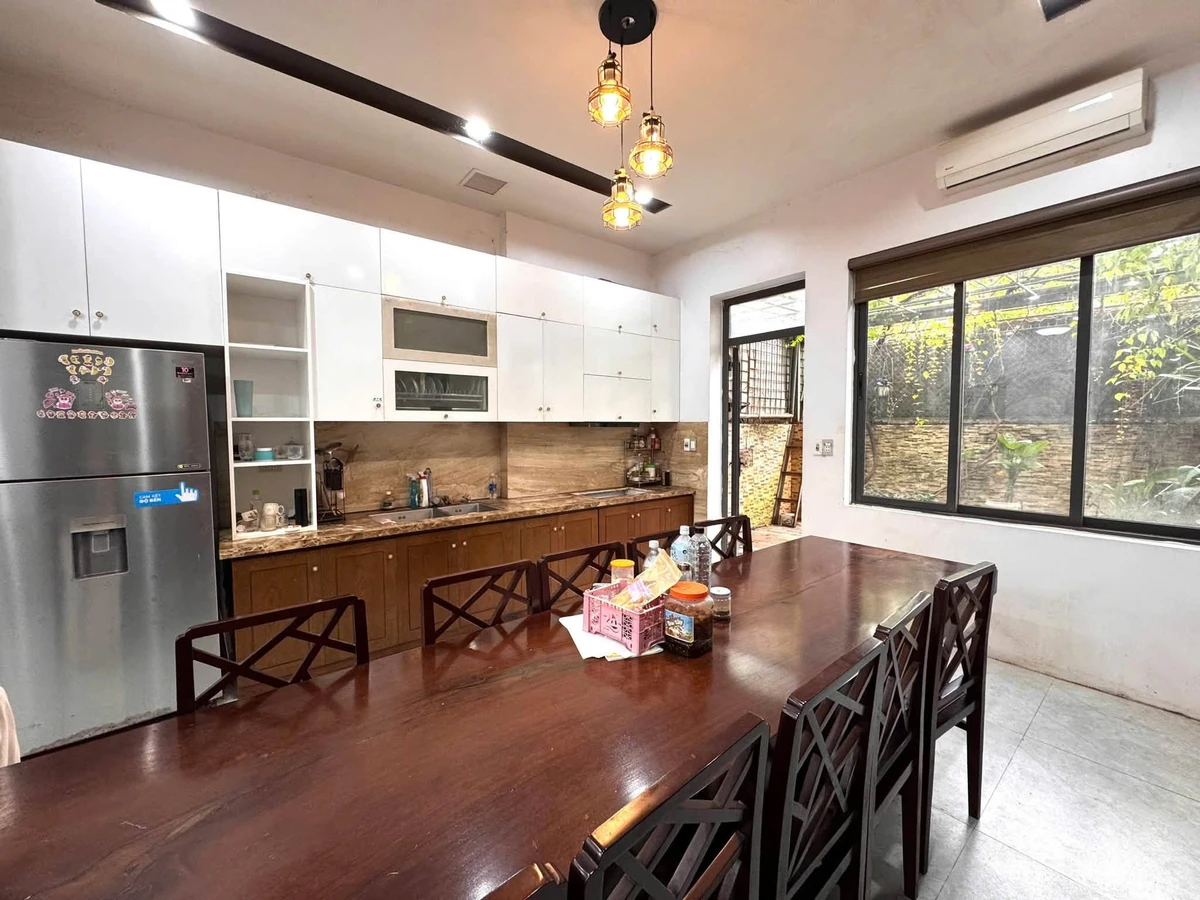Bán nhà 3 tầng 122m2 Lý Công Uẩn Quận 7 - Ảnh thu nhỏ 2