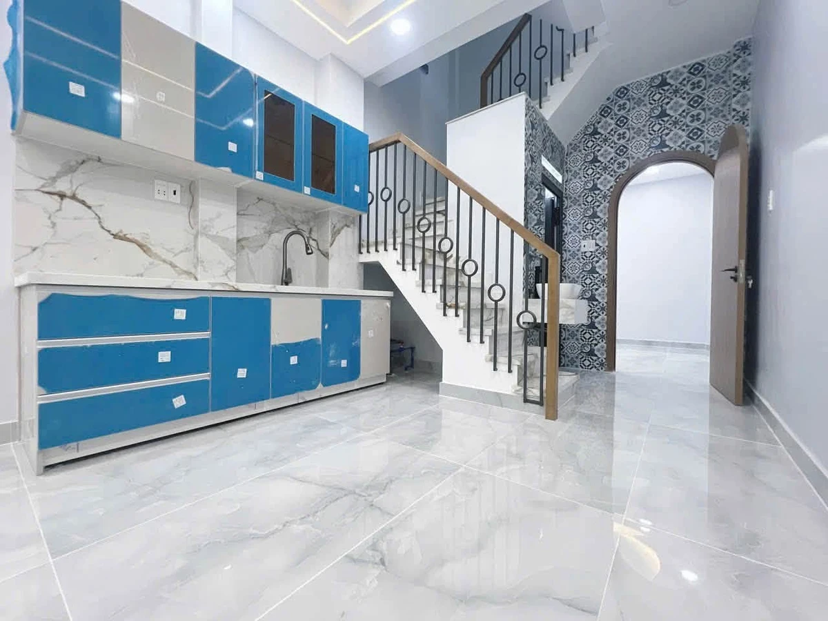 Bán nhà phố góc 2 mặt tiền 42,3m² 3 tầng Quận 1 - Ảnh thu nhỏ 3